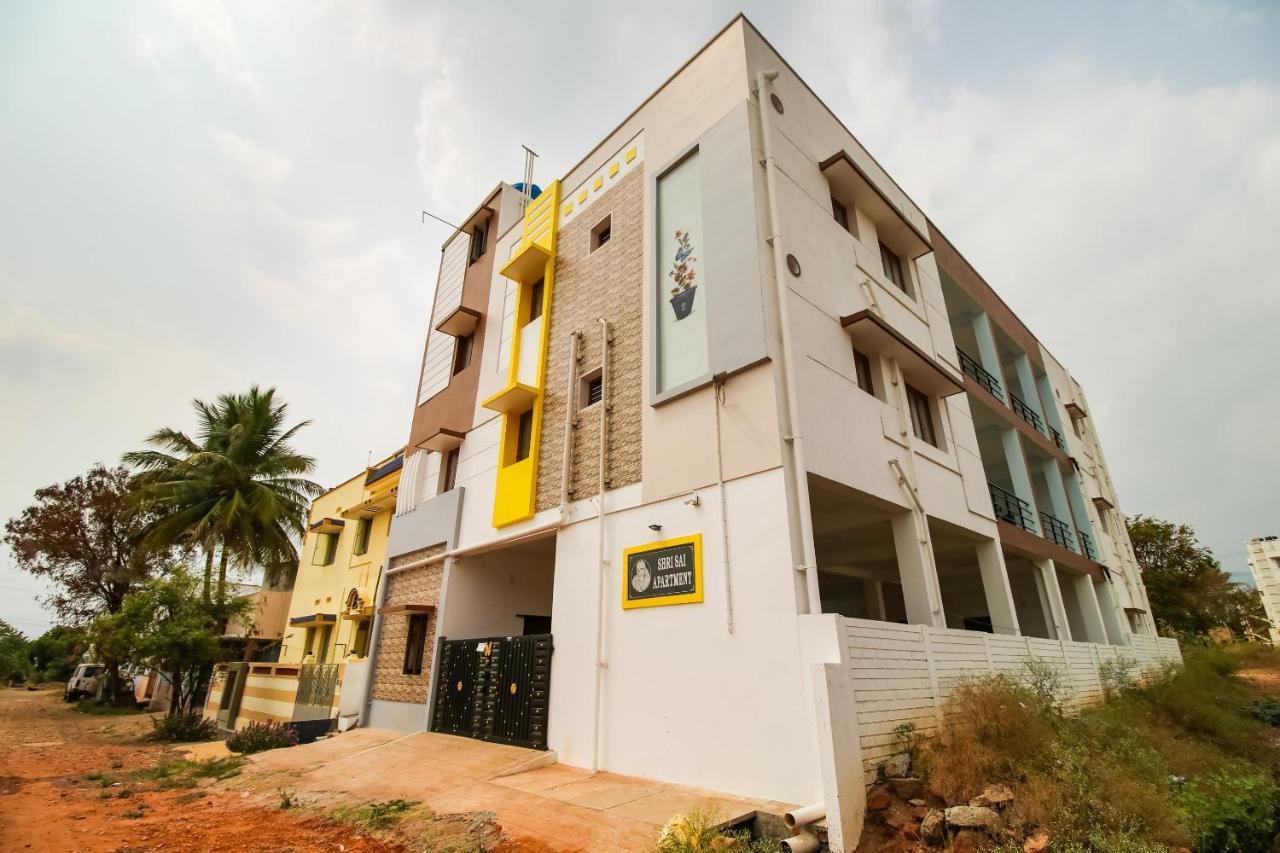 Oyo 71549 Shri Sai Apartments Mettuppālaiyam Zewnętrze zdjęcie