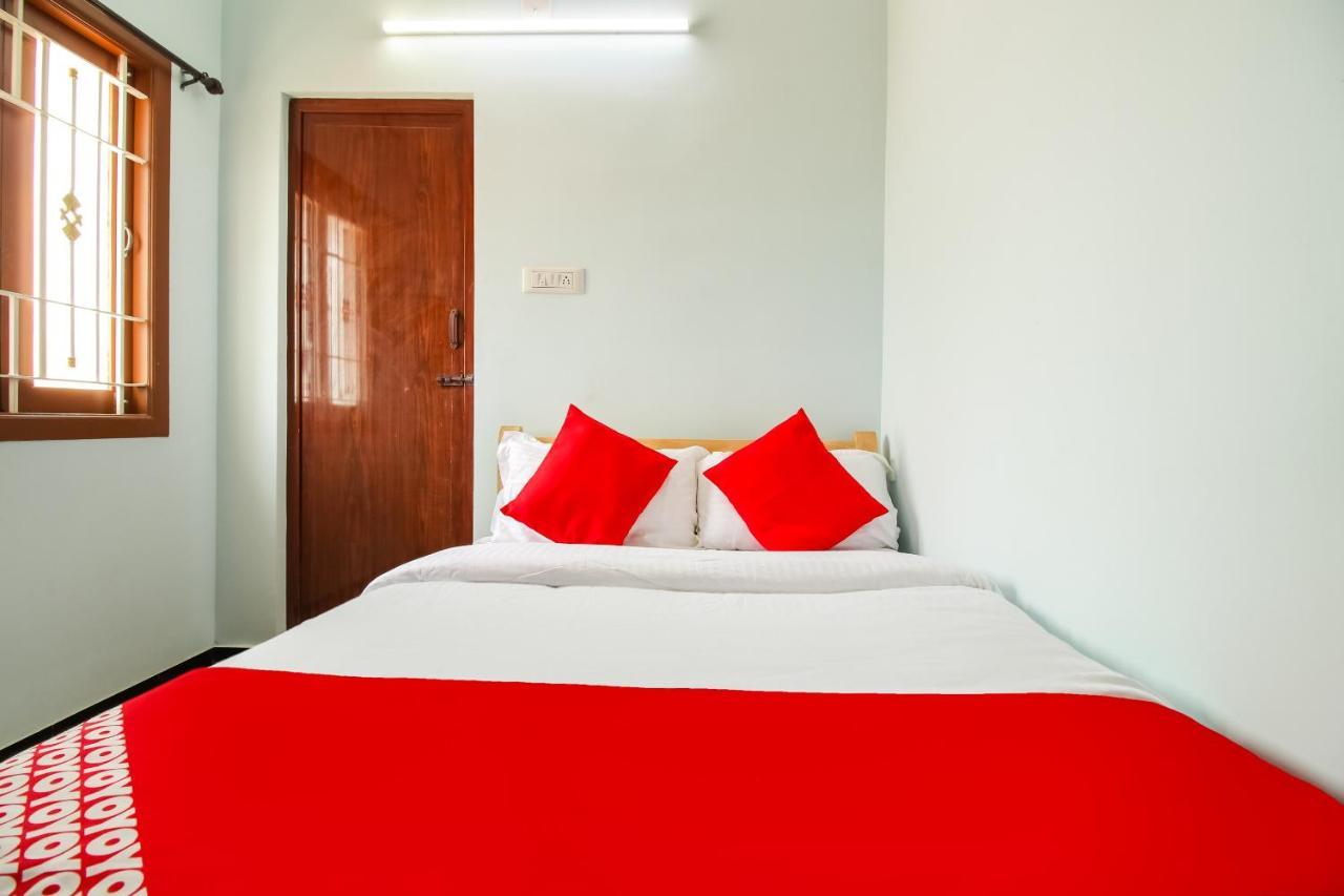 Oyo 71549 Shri Sai Apartments Mettuppālaiyam Zewnętrze zdjęcie