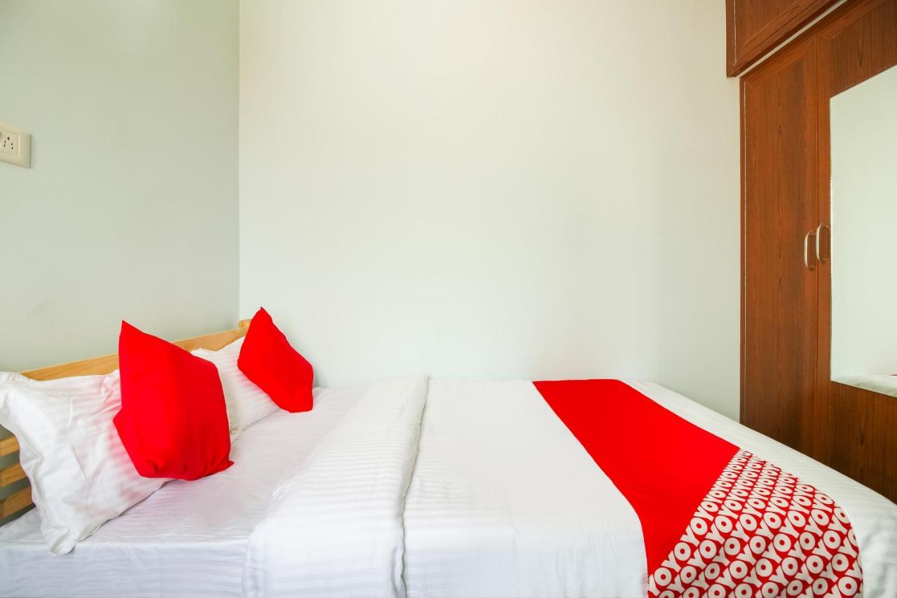 Oyo 71549 Shri Sai Apartments Mettuppālaiyam Zewnętrze zdjęcie