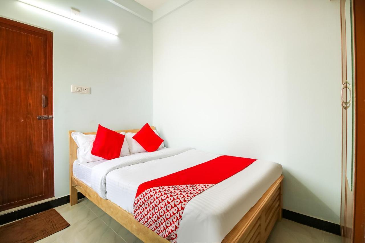Oyo 71549 Shri Sai Apartments Mettuppālaiyam Zewnętrze zdjęcie